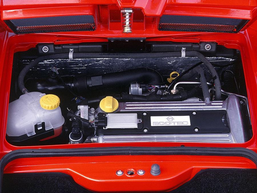  Opel Speedster 2000 года  (фото 18 из 23)